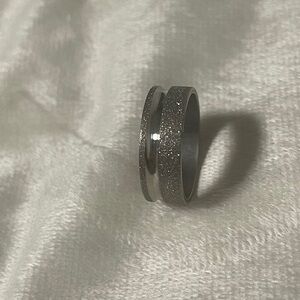 Sparkling Silver Women's Ring Size 8